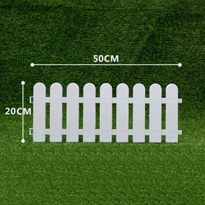 Hot Sale White PVC Plastic Fence European Style for Garden Driveway Gates Christmas Tree Fencing Trellis Gates Garden Building